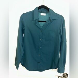 Columbia Women's Teal Button Down Shirt XS